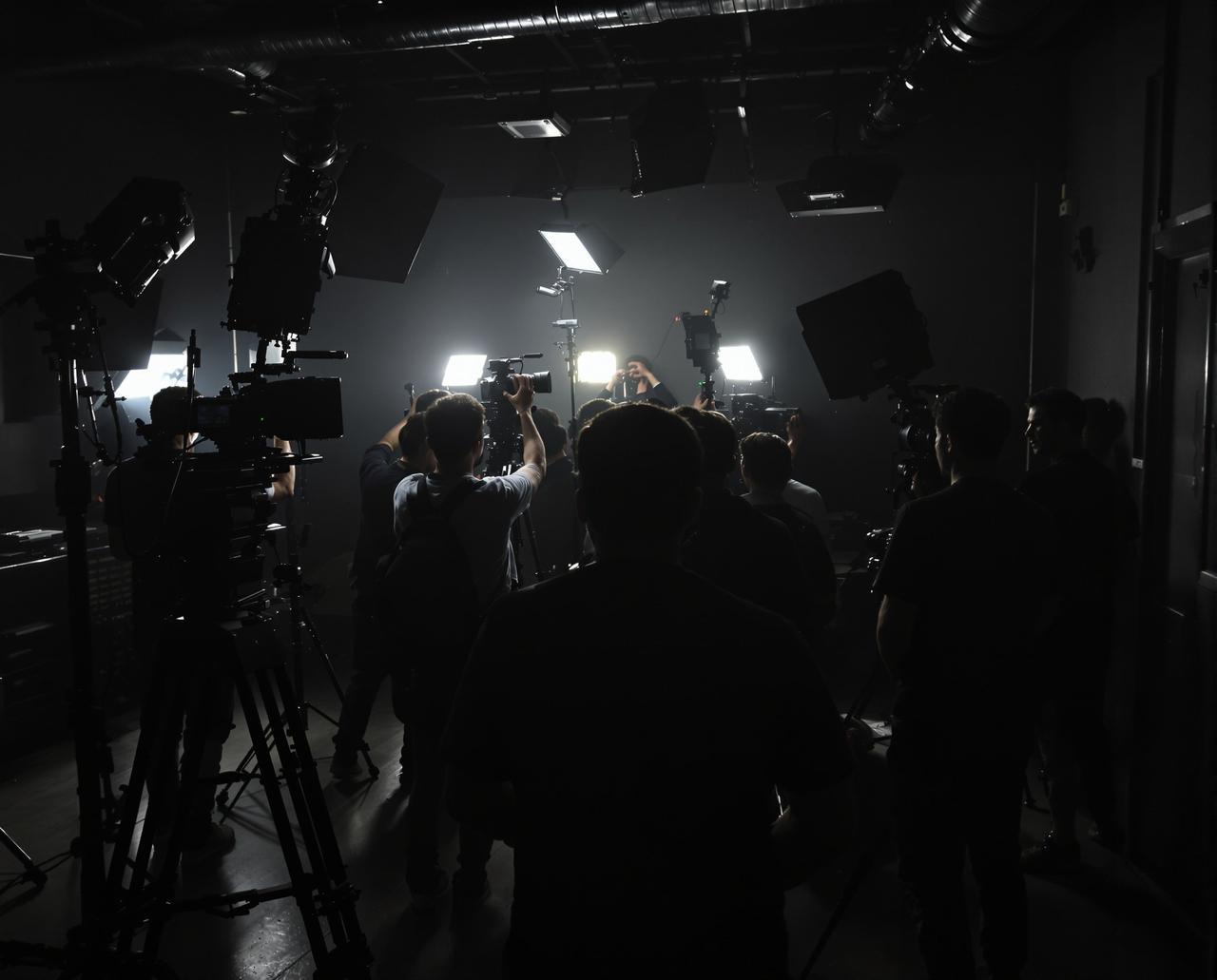 三级片免费看制作现场